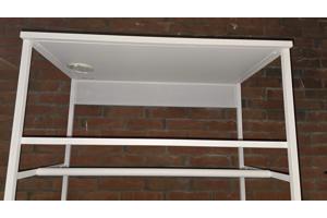 Witte open garderobe kast