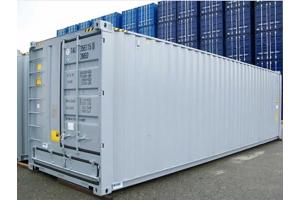 Gebruikte zeecontainers van 6 en 12 meter.