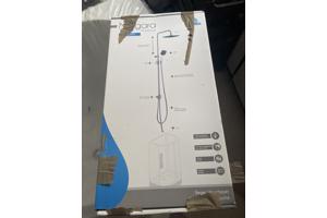 Nieuw hoekbad met bol badscherm, regendoucheset en badafvoer