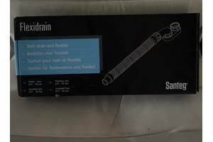 Nieuw hoekbad met bol badscherm, regendoucheset en badafvoer