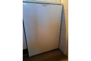 Tafelmodel koelkast met vriezer