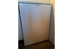 Tafelmodel koelkast met vriezer