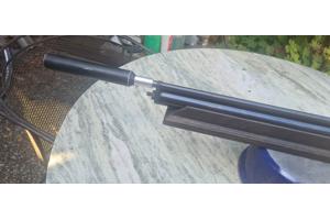 Vakkundig gemaakte custom laminaat benchrest kolf