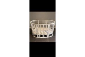 Stokke Sleepi mini wieg + ledikant WIT