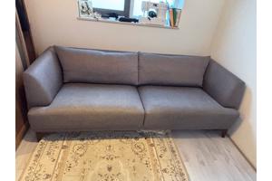 Prima bank, wie is eerst? (Whatsapp text only)