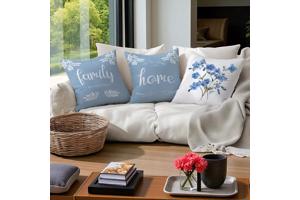 Set van 4 kussenhoezen lichtblauwe flowers met tekst 45x45cm