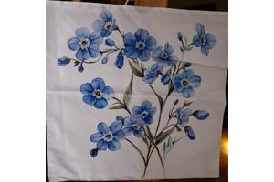 Set van 4 kussenhoezen lichtblauwe flowers met tekst 45x45cm
