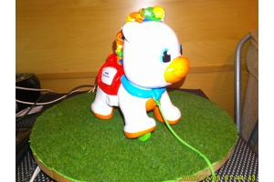 Clementoni zingende pony 1