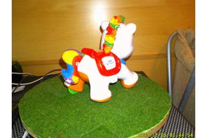 Clementoni zingende pony 1