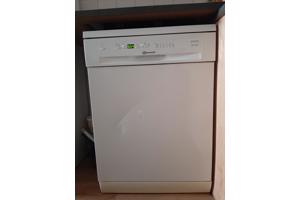 Prima werkende afwasmachine aangeboden