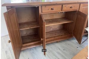 Massief houten dressoir / kast