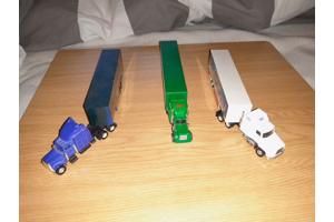 3 amerikaanse truck combinaties.