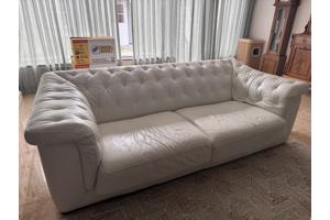 Witte leer bank