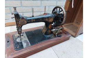 Oude naaimachine