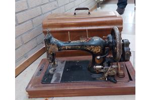 Oude naaimachine