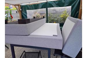 Box spring 220 * 160 gestoffeerd