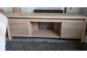 Meubelset licht eiken. Salon tafel en tv meubel.