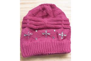 Beanie muts roze met glitter stenen