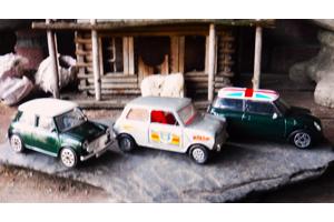 Setje van 3 mini cooper modelletjes
