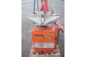 Banden De Montage Apparaat MF Aquila AS 900 380V Rood