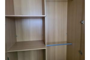 Kleiding kast wie kan ik blij maken