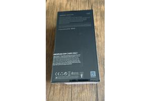 Samsung galaxy S10 GESEALD IN DOOS! €75.