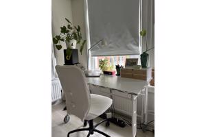 IKEA Sammankoppla bureau + stoel en lamp