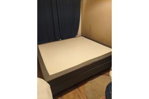 Springbox bed 180x200