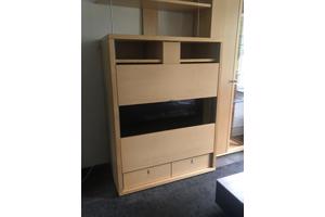 Ruime Tv kast, ahorn