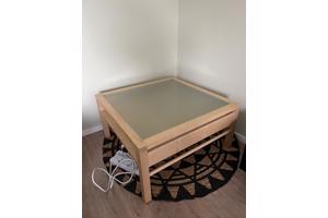 Mooie houten salontafel