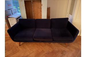 Marine blauwe velour bank in hele goede staat