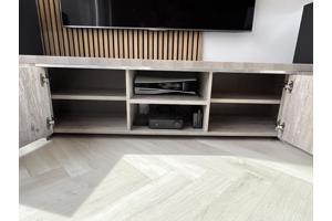 Tv-meubel grijs eiken