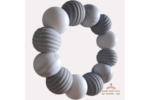 Noekies Handgemaakte Bijtring grijs wit - Nieuw!