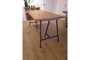 Zelfbouw steigerhouten tafel/Ikea poten