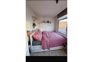 IKEA Songesand 160 x 200 bed