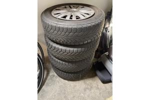 Autovelgen met winterbanden Set 4 stuks