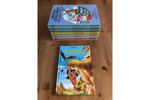 Disney wereldclub boeken 5 delen + Disney boekenclub
