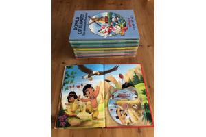 Disney wereldclub boeken 5 delen + Disney boekenclub
