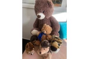 lieve knuffels en nieuwe kleine knuffels  9 stuks totaal  op