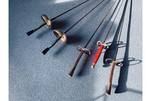 Floretjes voor de schermsport te koop