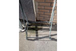 Metalen vuilniszakhouder