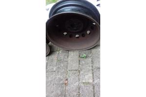 Stalen velgen 4 x plus wieldoppen