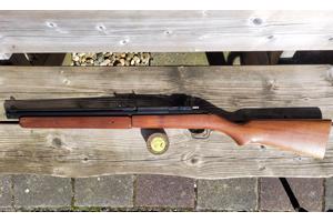 Sheridan pompbuks 5,05mm inclusief blikje pellets.