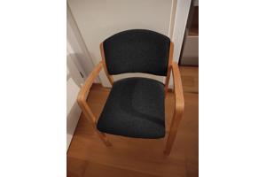 huishoudelijke goederen, kledingkast