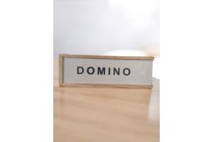 Klassieke Domino spel in houten doos bordspel