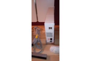 Nintendo Wii console + 2 controllers + 2 nunchuks + 8 games