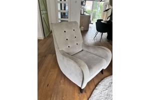 Grijze fauteuil / stoel
