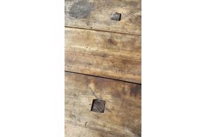 Stoere eetkamer tafel, authentiek met vintage-look