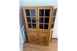 Houten vitrinekast