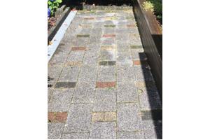 betontegels en/of grindtegels 20x30 cm